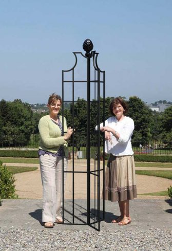 The elegant Rose Obelisk II by Classic Garden Elements