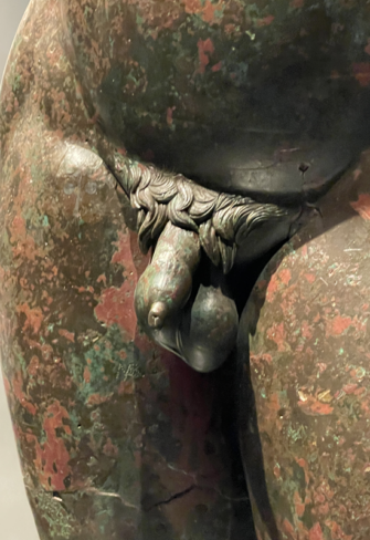 Hellenistic Prince – Representation of Phallus and Scrotum © Classic Garden Elements