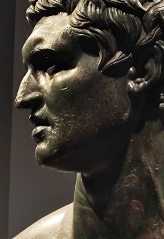 Hellenistic Prince – A Detailed View of the Head (Caput) © Classic Garden Elements