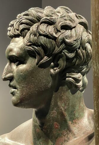 Hellenistic Prince – A Detailed View of the Head (Caput) © Classic Garden Elements