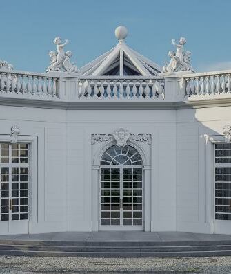 Pavillon Francais front view